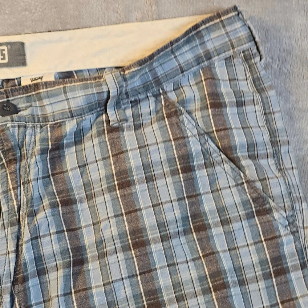 Levis these levi